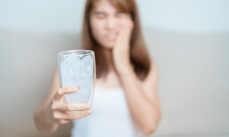 nadwrażliwość zębów